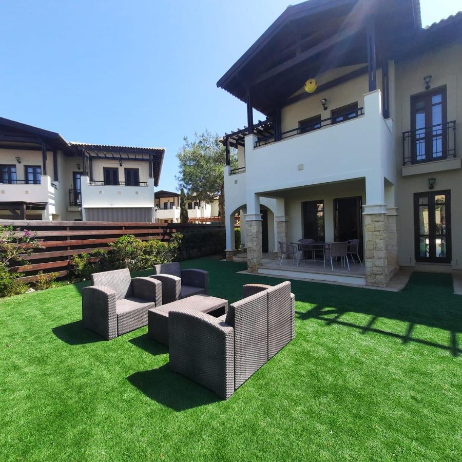 Helios Heights Spirits, Aphrodite Hills Golf Resort Kouklia Eksteriør billede