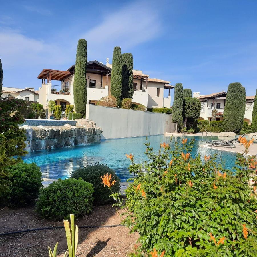 Helios Heights Spirits, Aphrodite Hills Golf Resort Kouklia Eksteriør billede