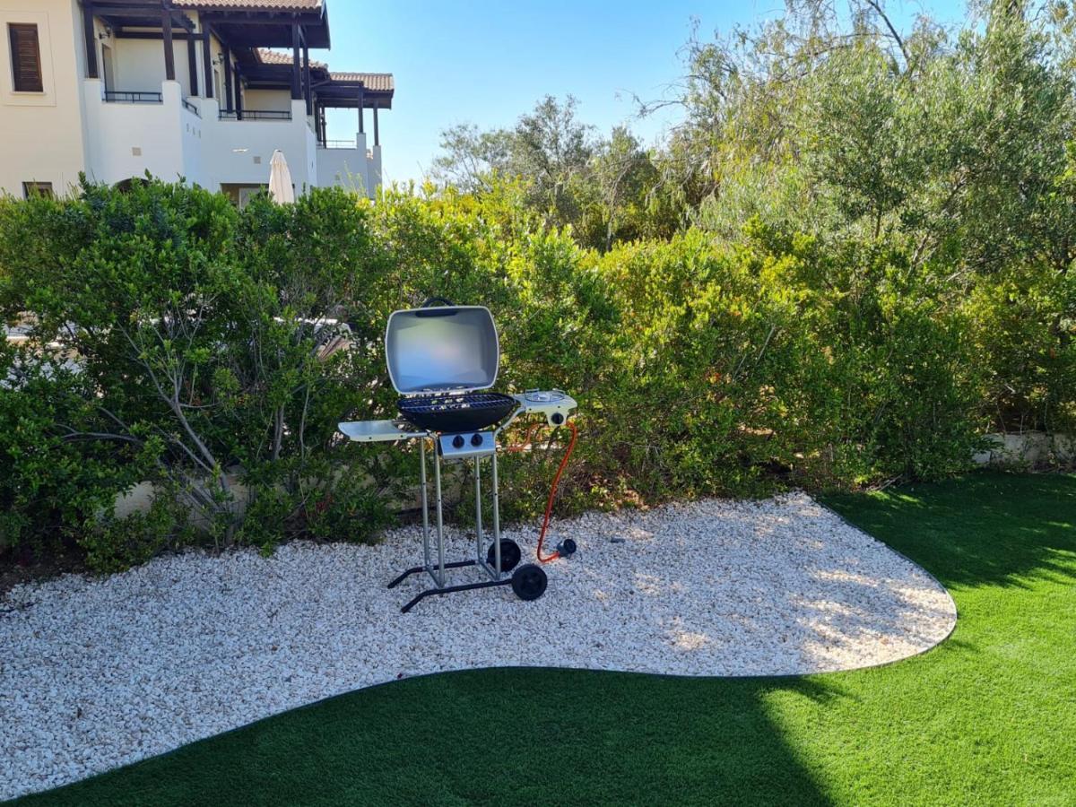 Helios Heights Spirits, Aphrodite Hills Golf Resort Kouklia Eksteriør billede