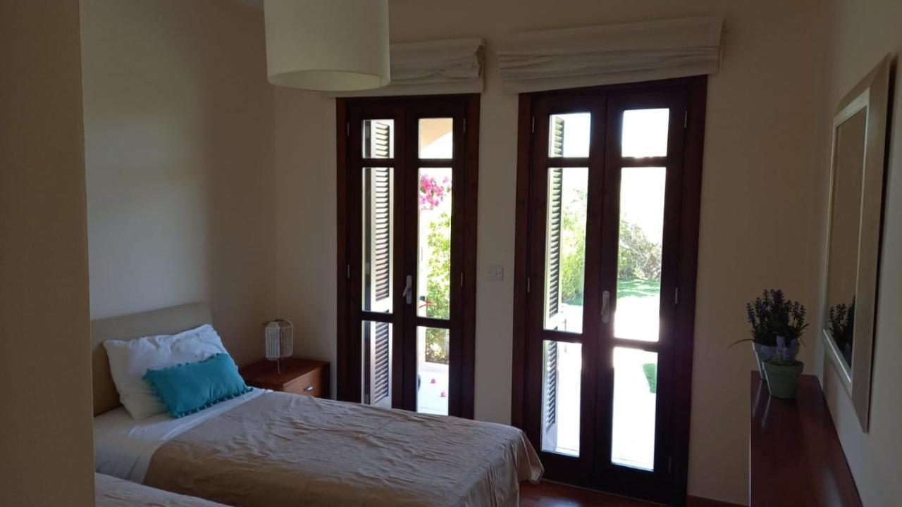 Helios Heights Spirits, Aphrodite Hills Golf Resort Kouklia Eksteriør billede